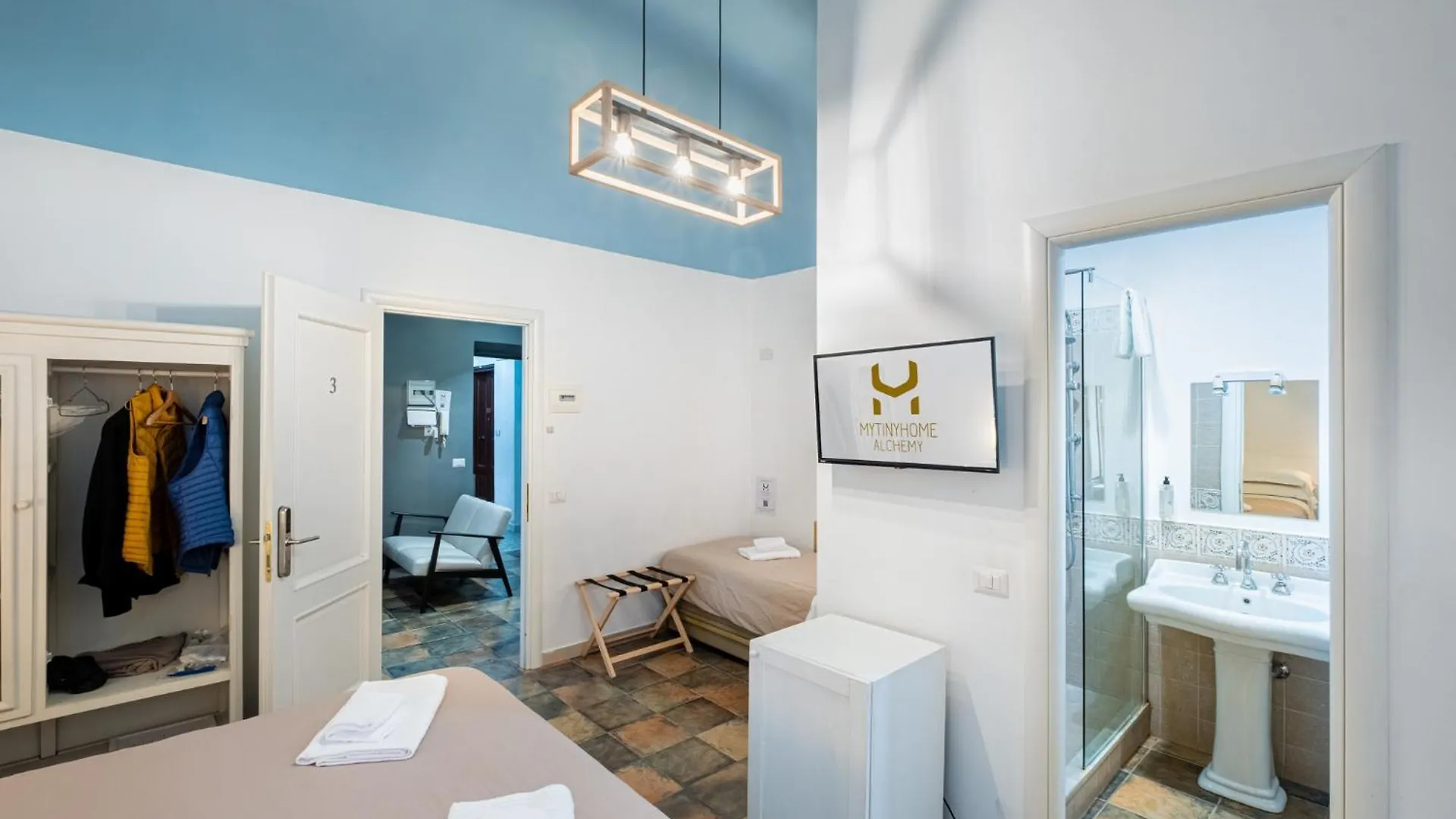 *** Guest house My Tiny Home Alchemy Rome Italy